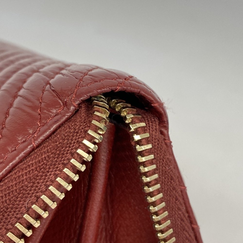 CHANEL Red Wallet - Picture 7 of 12